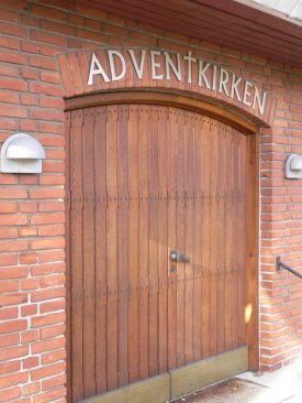 adventfacade_1.jpg